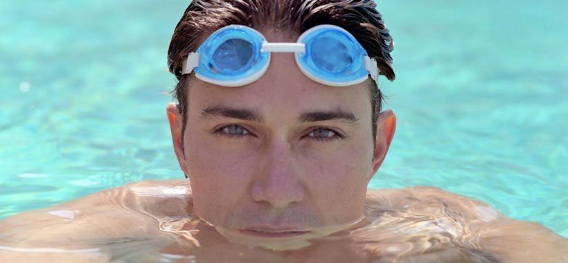 La otitis del nadador y la pérdida auditiva